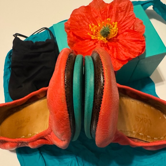 Tieks Poppy Red Flats with Teal Soles - Picture 3 of 11